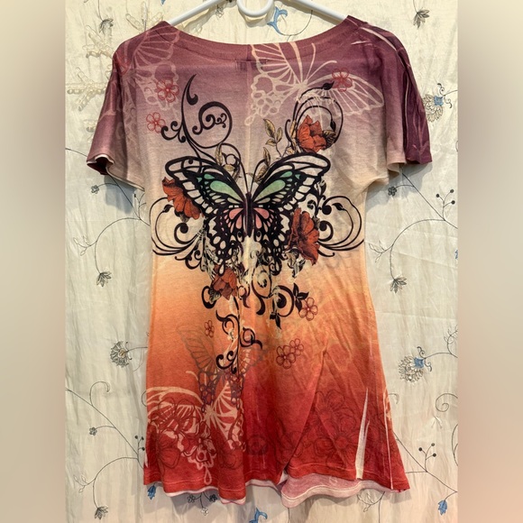 ONE WORLD Multicolor Butterfly Graphic Top - Picture 5 of 6